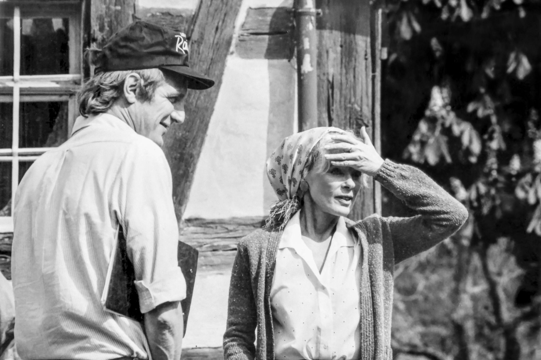 Manfred Stelzer und Elke Sommer bei den Dreharbeiten zu Himmelsheim, 1988, (c) Wolfgang Krolow.